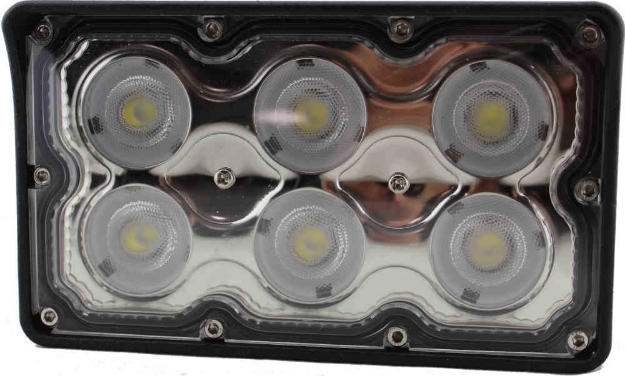 Picture of Larsen LED kit for IH 16xx series combines using the LED-660 lights